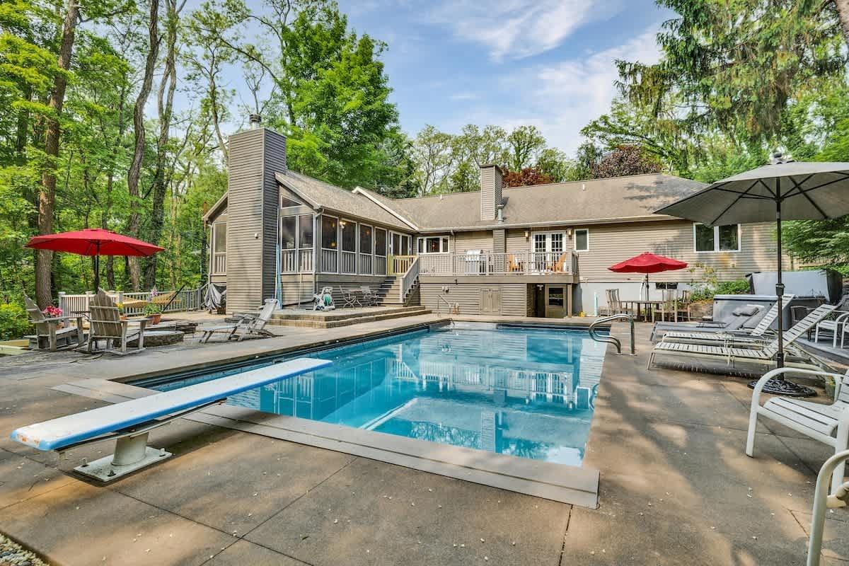 Harth and Timber Rental