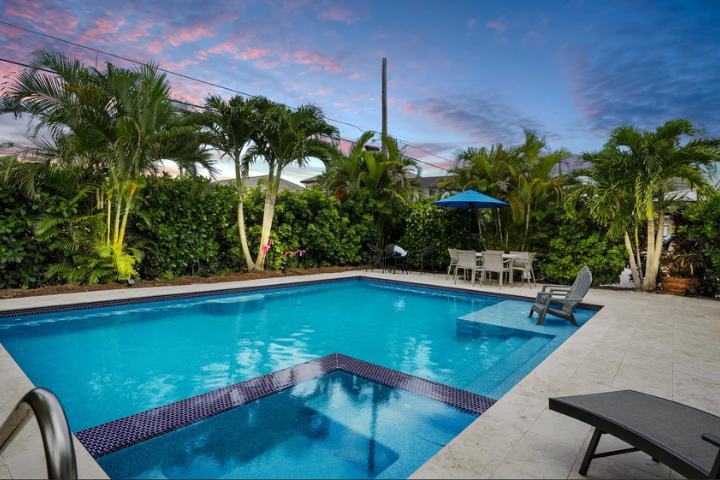 Naples Backyard Pool